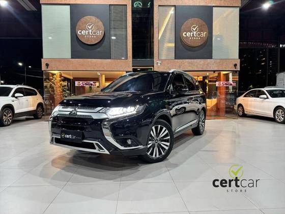 MITSUBISHI OUTLANDER 3.0 MIVEC V6 GASOLINA HPE-S AWD AUTOMÁTICO MITSUBISHI OUTLANDER 3.0 MIVEC V6 GASOLINA HPE-S AWD AUTOMÁTICO